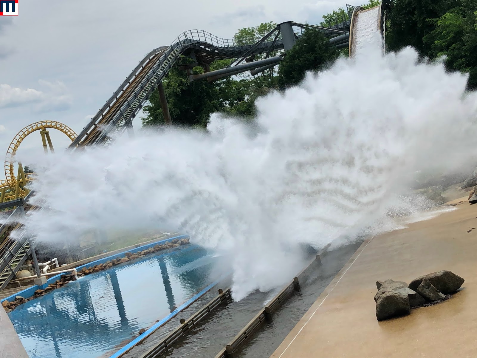 MidwestInfoGuide: Magic Springs