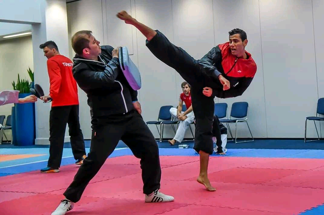 Taekwondo Terlengkap: Pengertian, Sejarah, Teknik Dasar, Peralatan