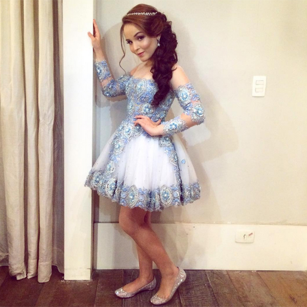 Larissa Manoela, Vestido de debutante, festa 15 anos, vestido azul