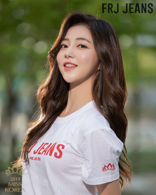 2019 | Miss Korea | 2nd runner-up | Shin Yoon-ah  27shinyoonah-seoul