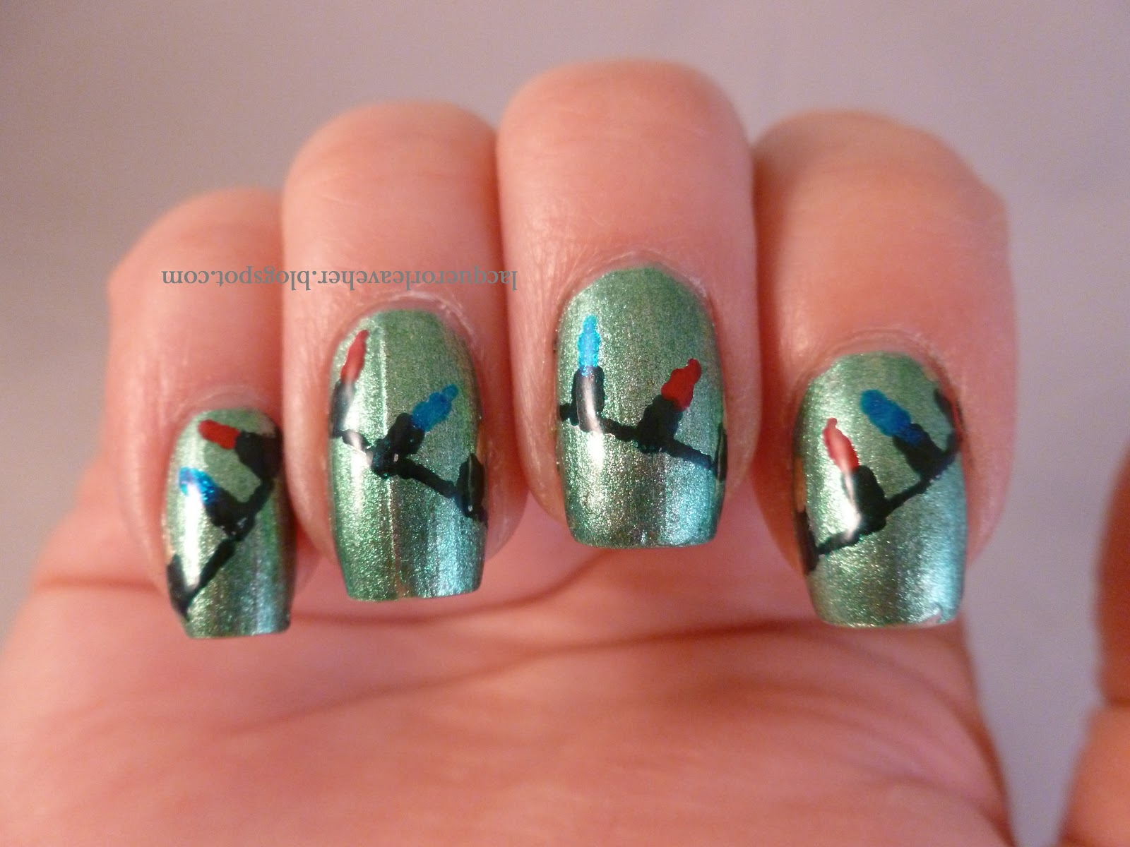 lacquer-or-leave-her-msmd-before-after-christmas-lights