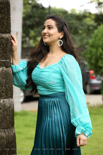 Latest Pics of Telugu Anchor Manjusha in Aqua Blue Dress Actress Trend Latest Pics of Telugu Anchor Manjusha in Aqua Blue Dress Actress Trend