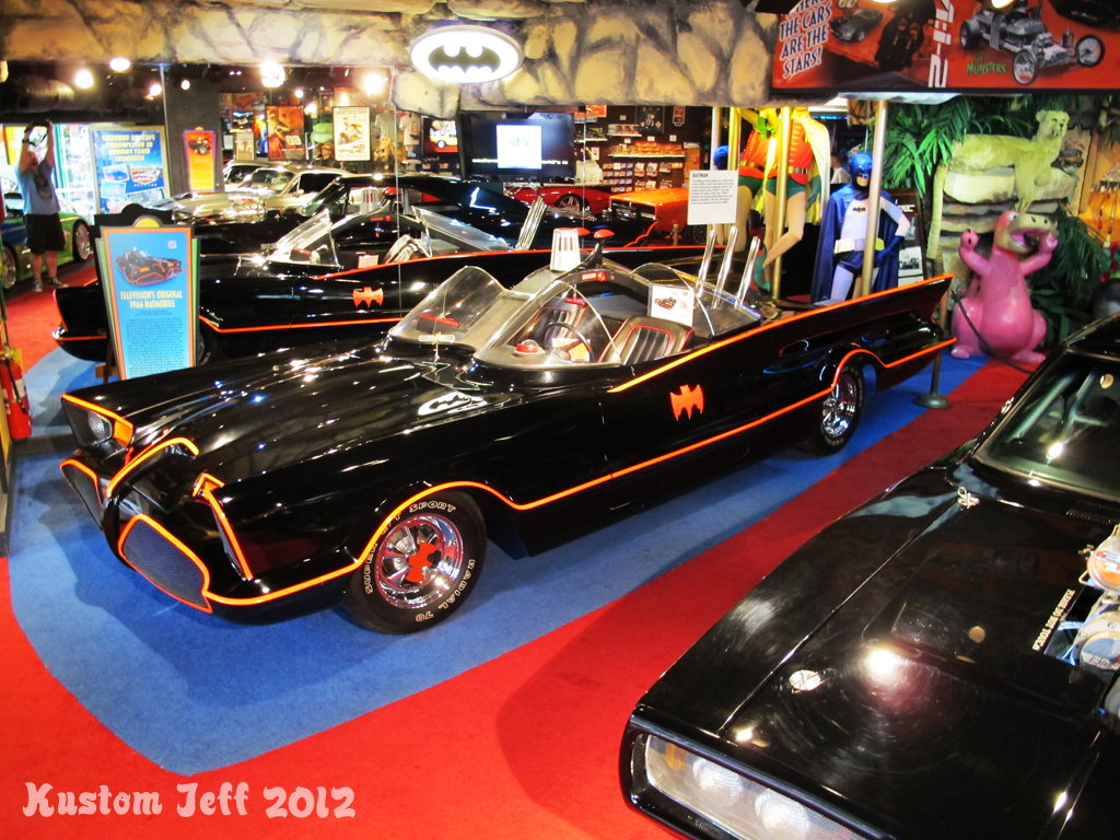 What I See Star Cars Museum In Gatlinburg, TN