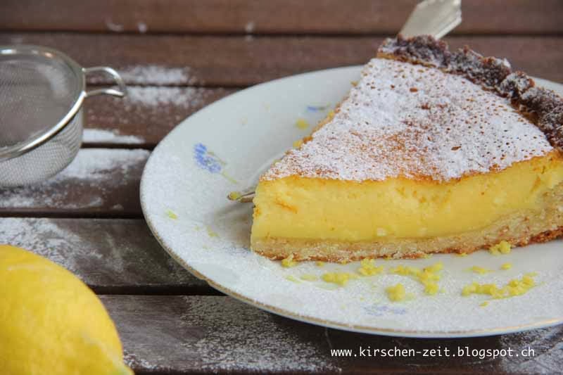 Kirschenzeit: Zitronentarte mit Crème Fraiche