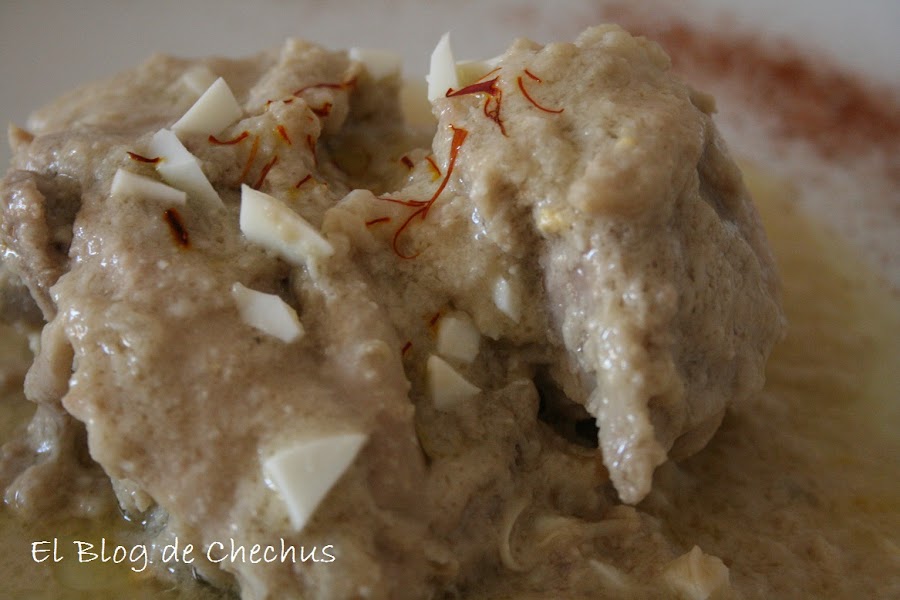 Pollo con salsa de almendras, El Blog de Chechus