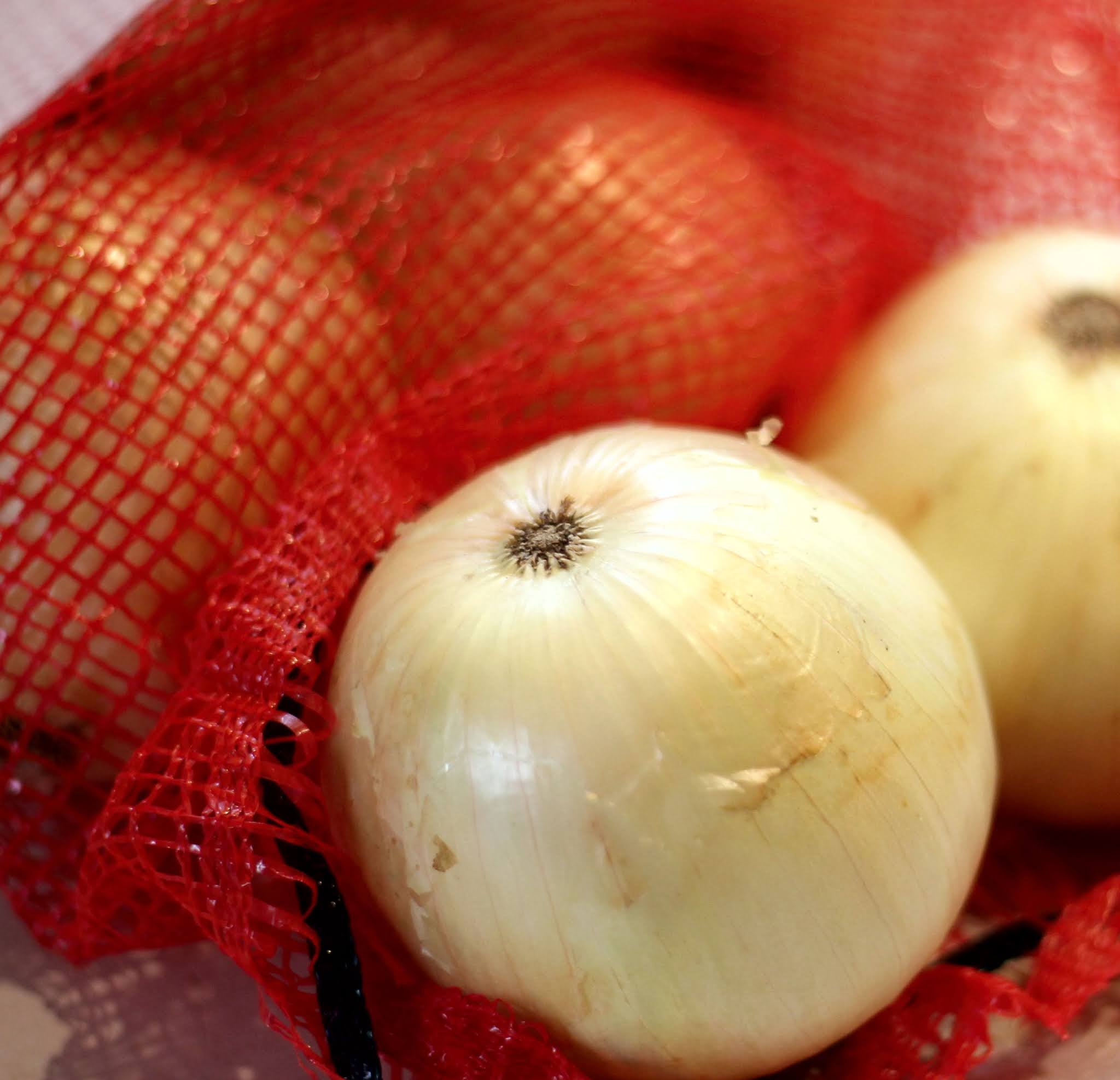 How to Make Better for You Minced Onions at Home