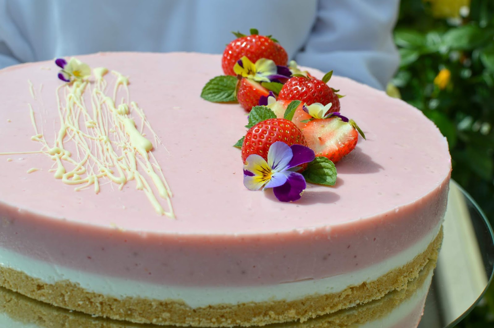 Julias zuckersüße Kuchenwelt: Kühlschrankkuchen: Erdbeer-Joghurt-Torte ...