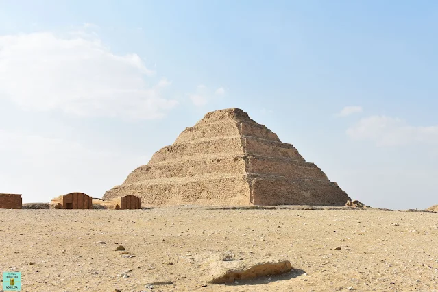 Pirámide escalonada de Zoser en Saqqara