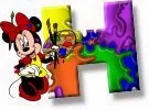 Alfabeto de Minnie Mouse pintando H.