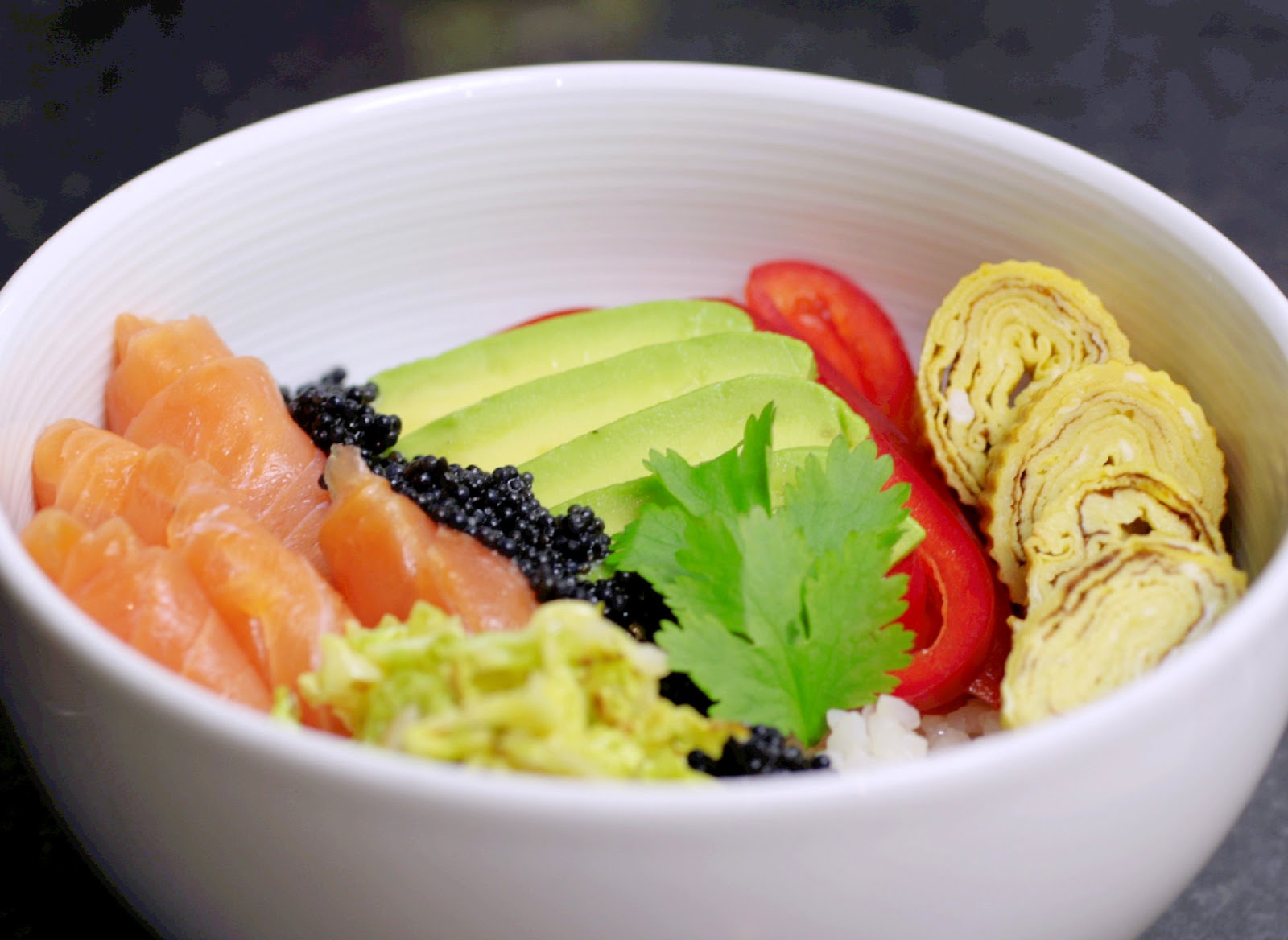 Mix & match sushi bowl (aka lazy sushi) - how to make fresh and healthy deconstructed sushi full of vegetables, proteins and flavour!  It tastes just like your favourite sushi without the hassle of rolling!
