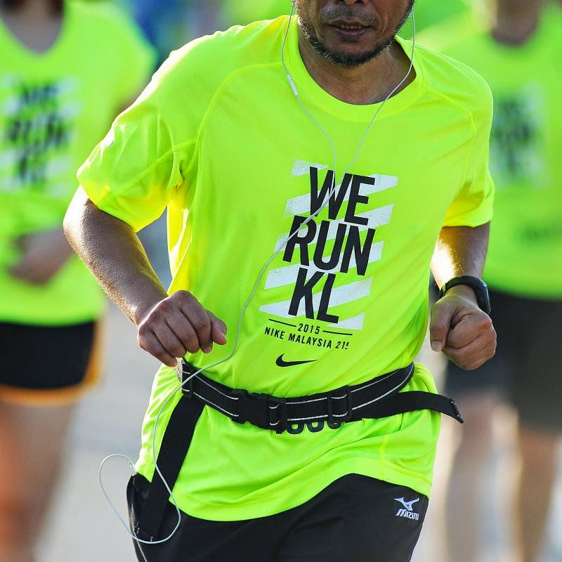 Geometría En necesidad de Sobrevivir RUNNING WITH PASSION: Media Release: Runners Zoom At Nike Malaysia's First  21K We Run Kuala Lumpur Race