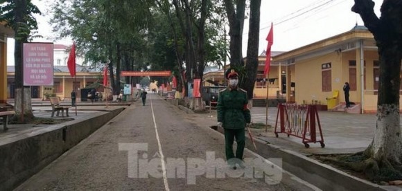 Sáng nay (12/2), bằng các biện pháp nghiệp vụ, phòng cảnh sát Hình sự Công an tỉnh Lạng Sơn đã tìm được người phụ nữ Hải Phòng đã trốn khỏi nơi cách ly ở khu vực biên giới Việt- Trung.