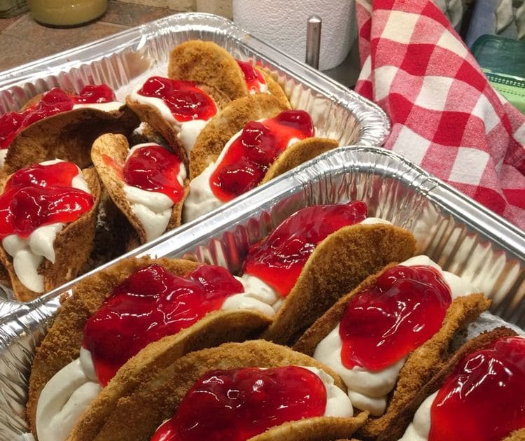 strawberry crunch cheesecake tacos strawberry crunch cheesecake tacos