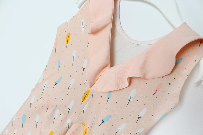 DIY COSER MONO NIÑA diy-mono-niña-bebe-volante