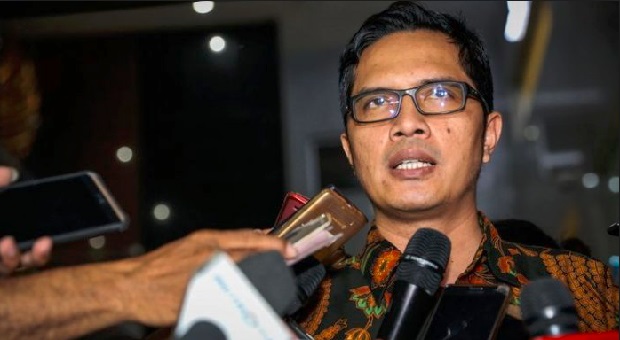 KPK Garap 7 Saksi Kasus Suap Gubernur Kepri