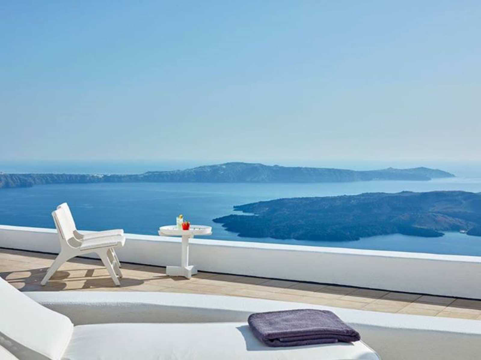 Oikos Tsebelis Astra Suites Renovation project Shine among the stars