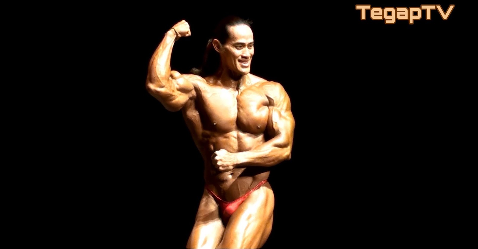 мания и мускулы 2 опенинг