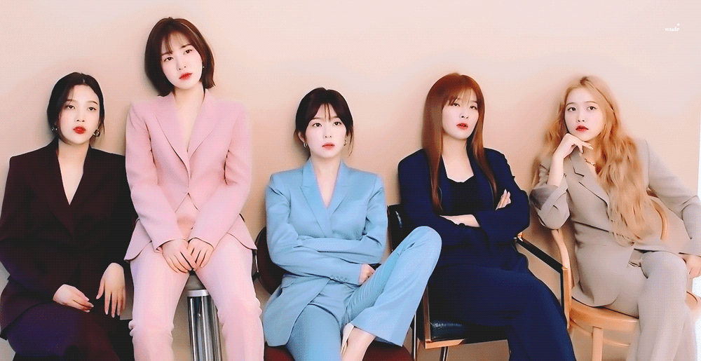 팬들이 환장하는 포인트를 넣은 레드벨벳 시즌그리팅 컨셉.jpgif | 인스티즈