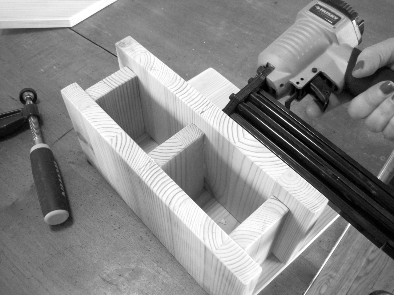 The Project Lady Build your own! Wood Art Organizer with Rope Handle