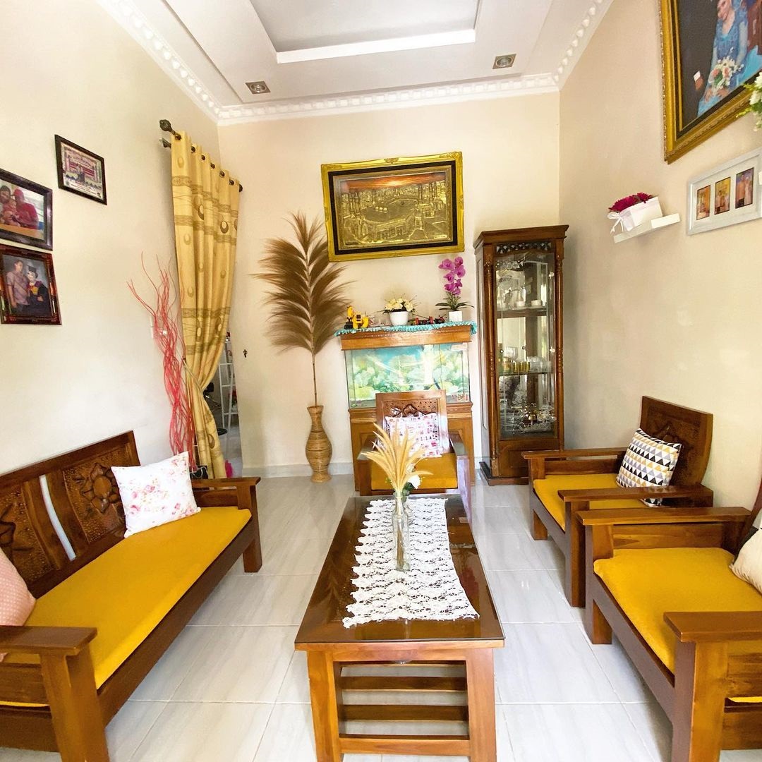 Hiasan Ruang Tamu Perabot Jati - redsatuo