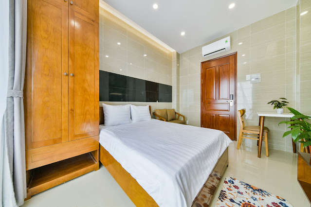 Giường ngủ căn hộ dịch vụ Skyy Garden 98 Phùng Văn Cung Quận Phú Nhuận