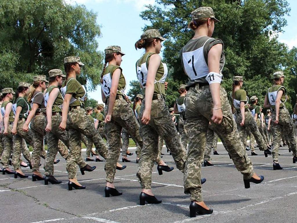 Female Soldiers In Ukraine Train With High Heels A Scene That