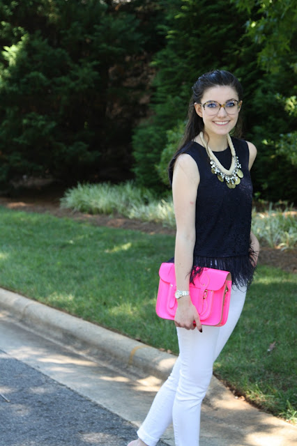 2017, summer, white jeans, statement piece, feathers, pink, 