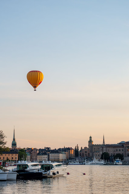 Hot air balloon