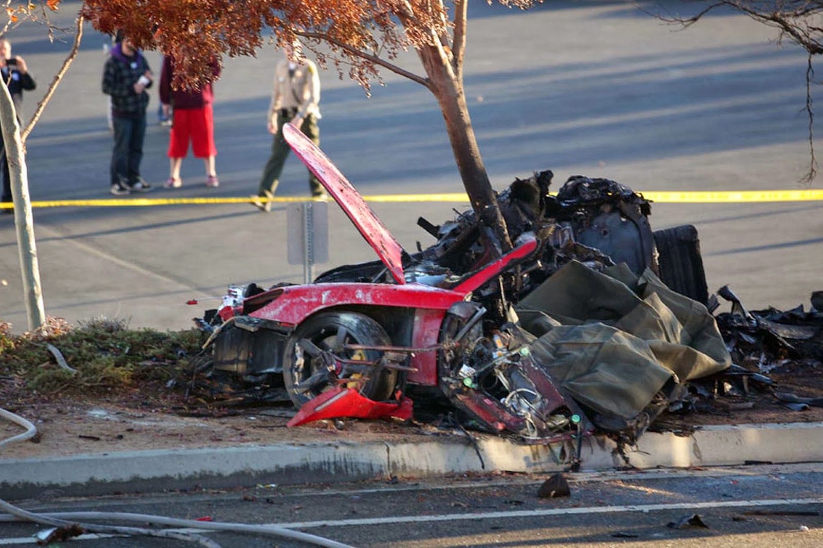 Celebrity News Paul Walker Dead Fast And Furious Star 40 Killed In A Car Crash