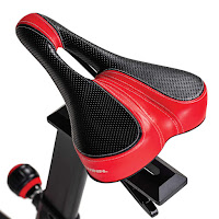 Racing-style 4-way adjustable saddle, image