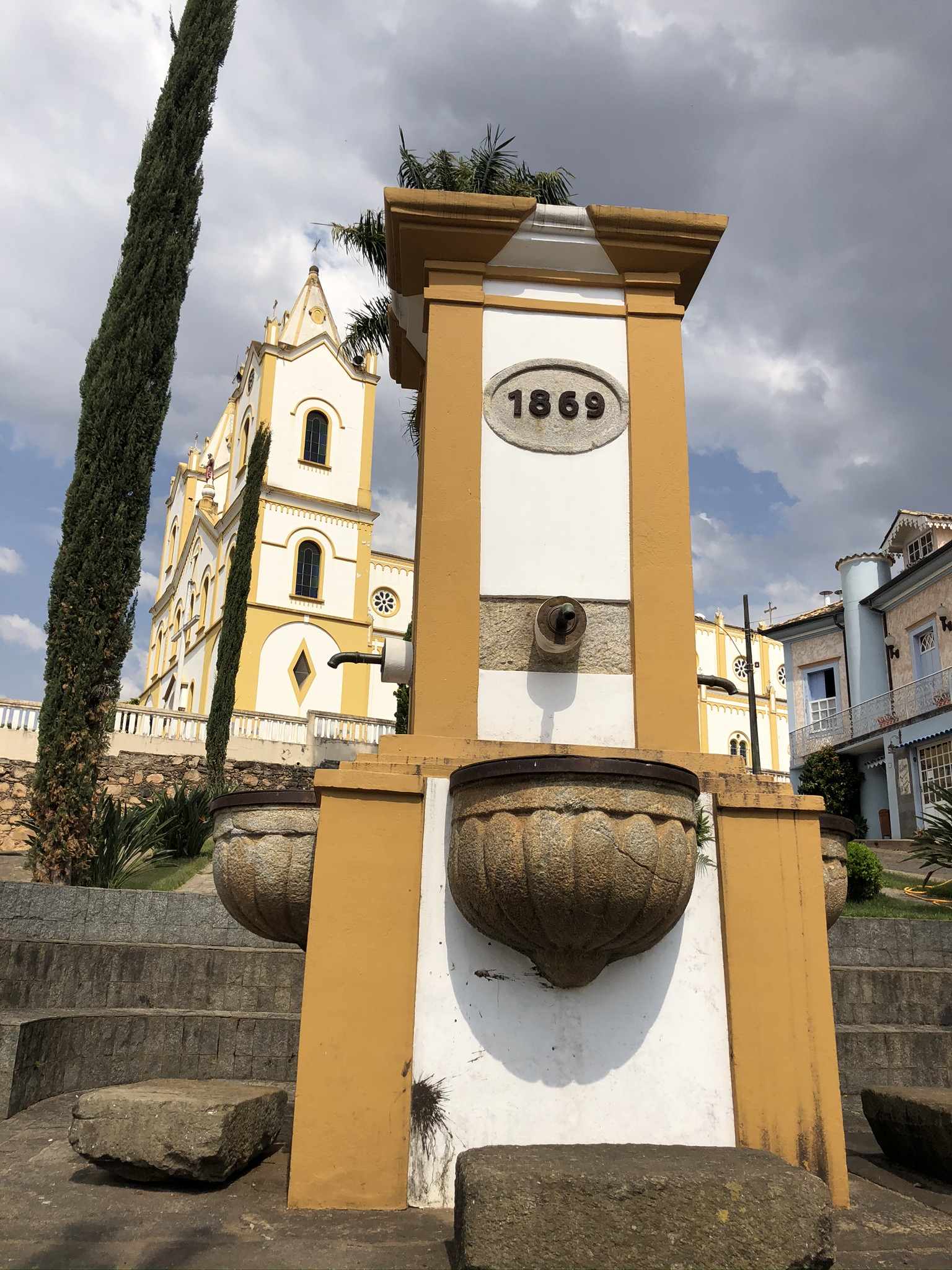 CRISTINA, MAR DE MONTANHAS DE MINAS GERAIS Viagens Por Aí