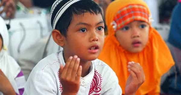 Bacaan Doa Santunan Menyantuni Anak Yatim Piatu Mustafalan