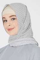 HijaBenka Damour 068 Grey ANDHIMIND