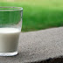 6 Amazing Health Benefits Of Raw Milk (For Skin, Blood Pressure and More)