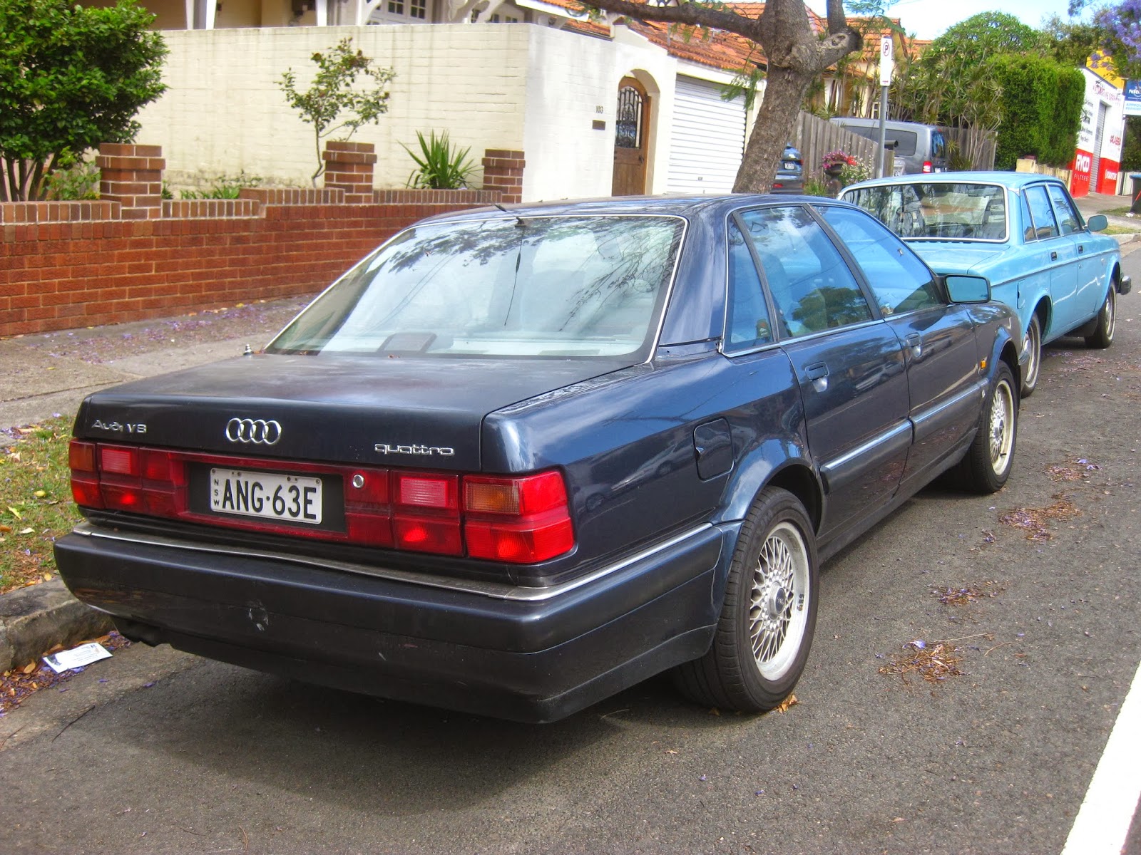 Audi v8 1990