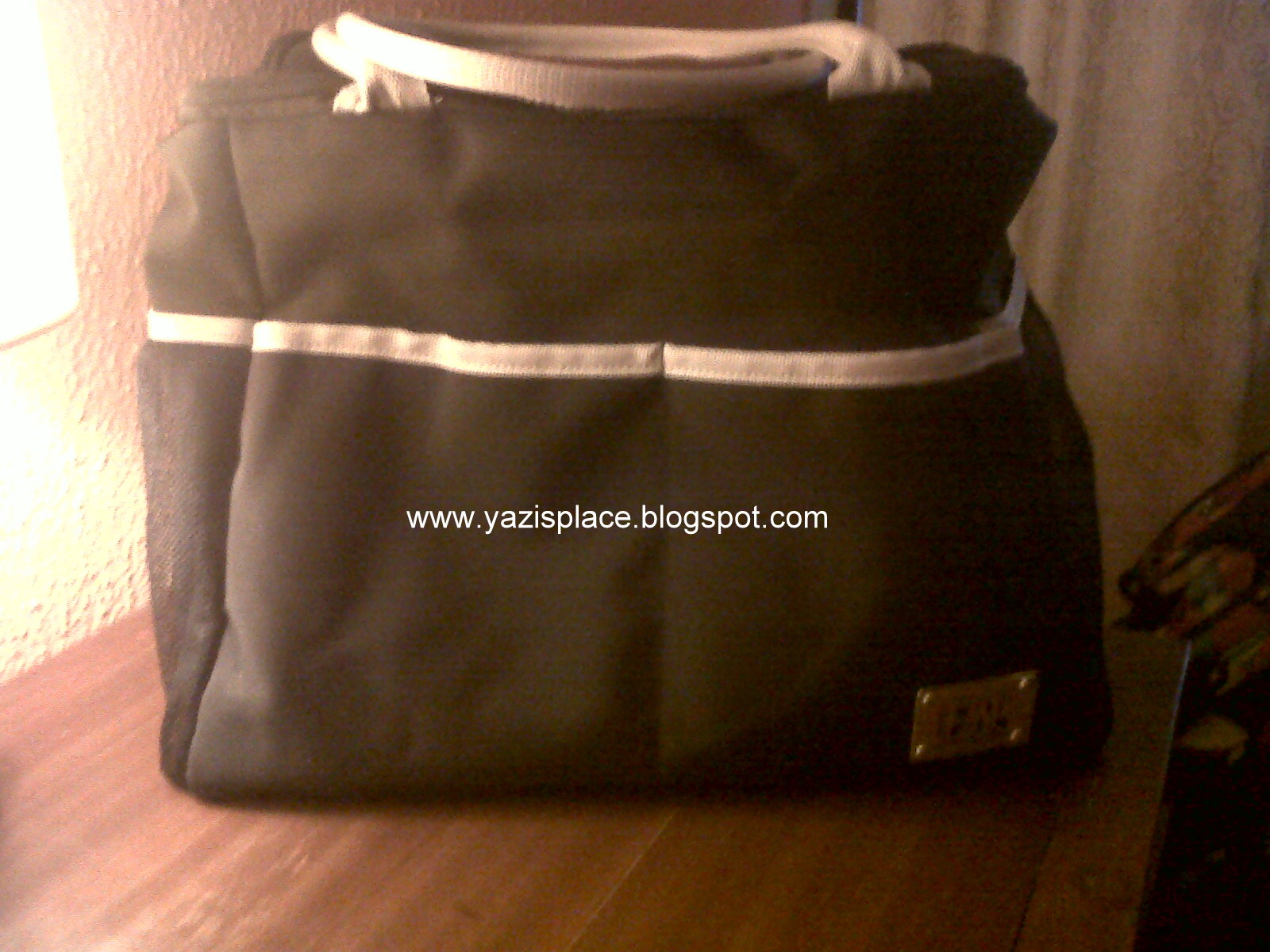 Yazi's Place (Makeup Artist) Haul from Guru Makeup Emporium and other