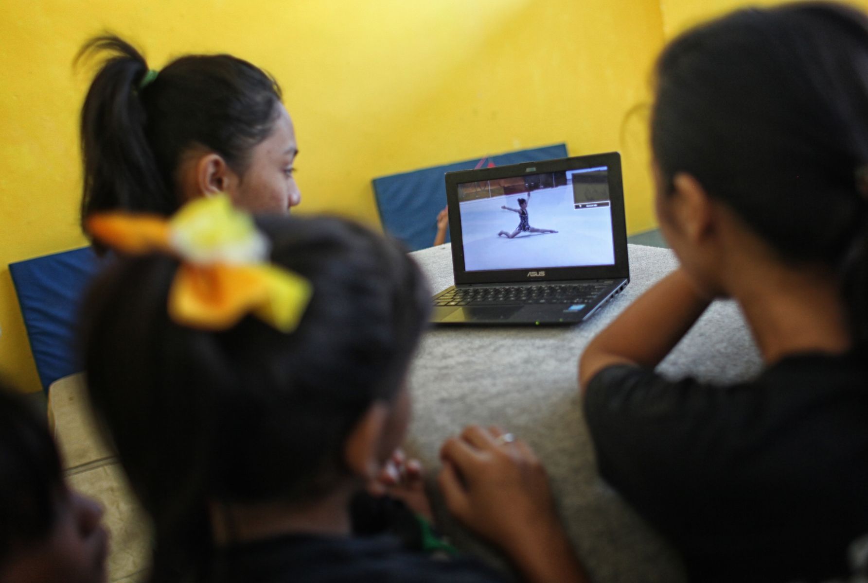 √ 3 Contoh Teks Eksposisi Terbaik Kesehatan dan Pendidikan (New!)