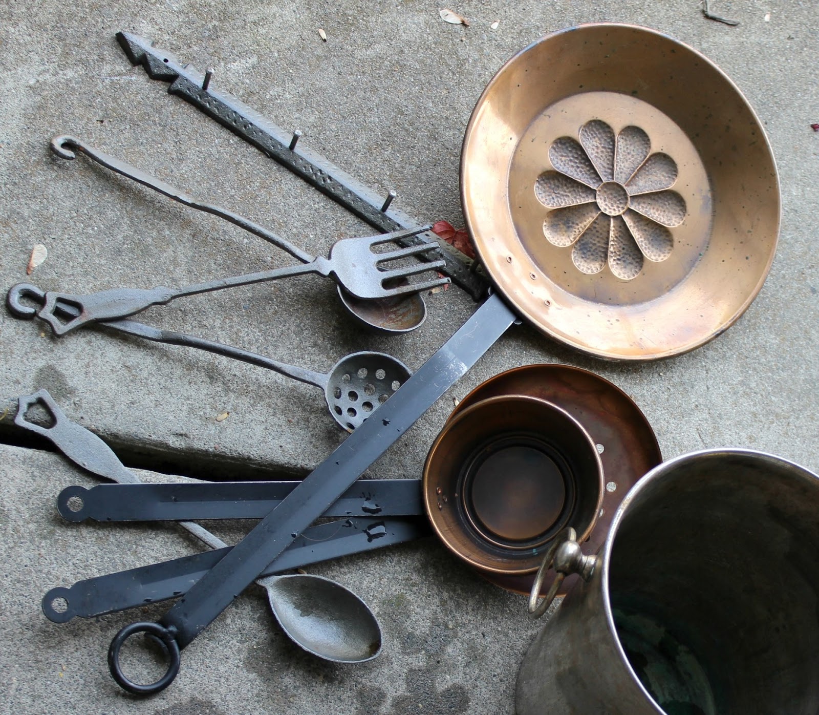 Vintage Home Interiors Copper Pans Upcycle Organized Clutter