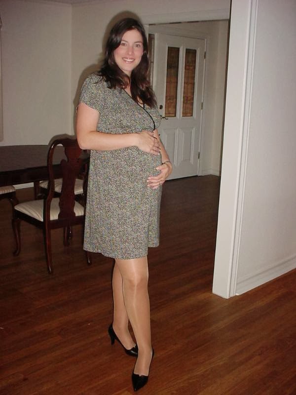 Pregnant Latinas 19