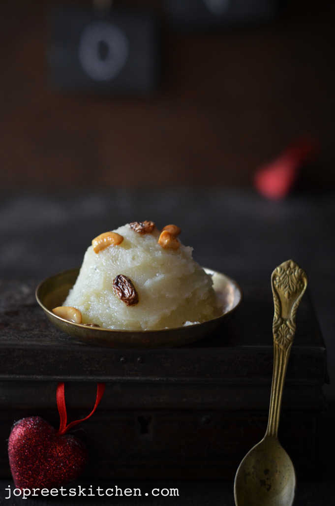 Sweet Potato Pudding / Shakarkand Halwa / Sakkaravalli Kizhangu Halwa