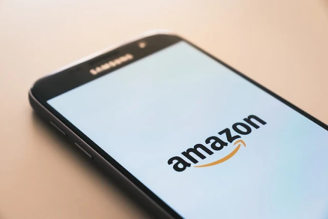 Amazon Competitors: Top 10 Competitors of Amazon (Pros and Cons)