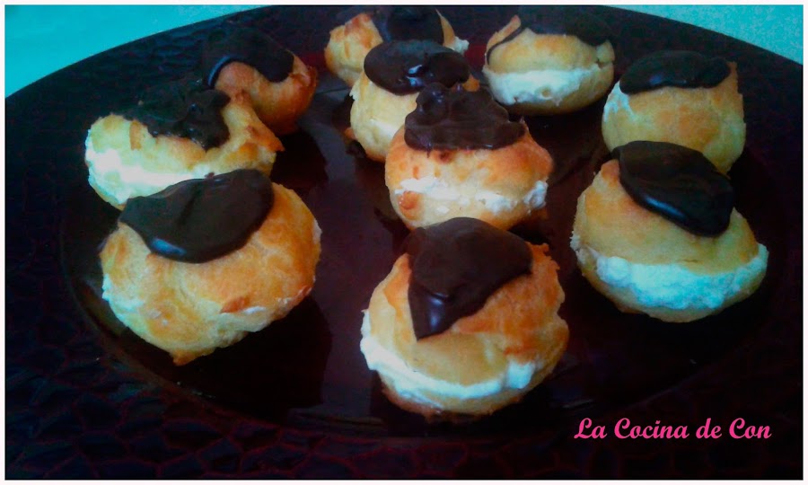 profiteroles nata (crema de leche)