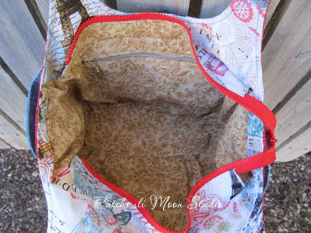 Patchouli Moon Studio~ Quatro Bag in Paris Print