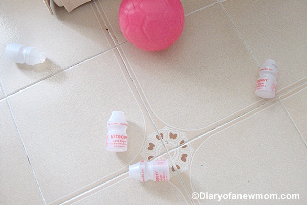 Toddler Activities : Bowling with Empty Bottles
