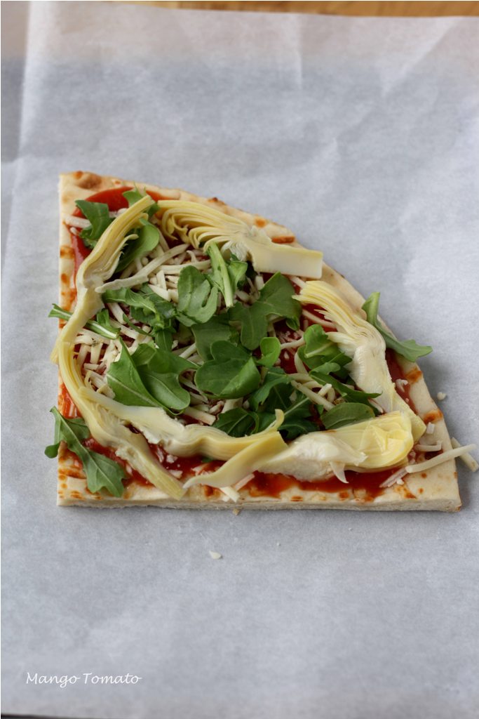 Mango & Tomato: Recipe for Breakfast Pizza