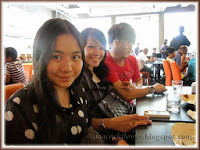 Darren, Yanti & Dylea at Kumar's Curry Fish Head Restaurant, Oasis Ara Damansara, PJ