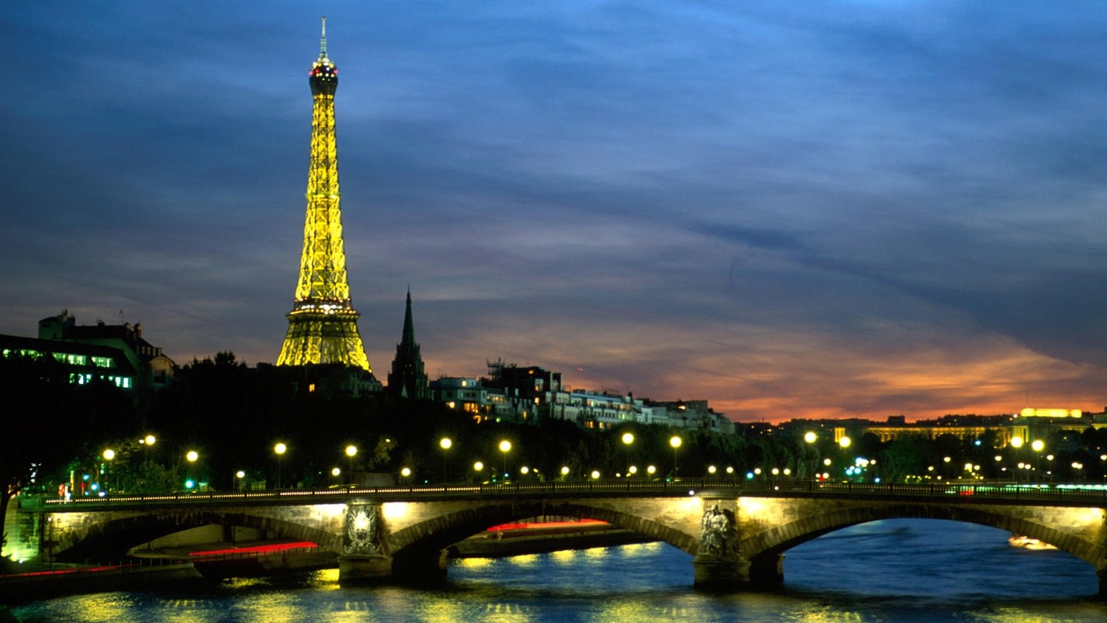 Paris, la ville de lumière