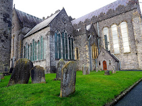 Harmaa kivikirkko, hautausmaa, irlantilainen kirkko, st. Canice cathedral