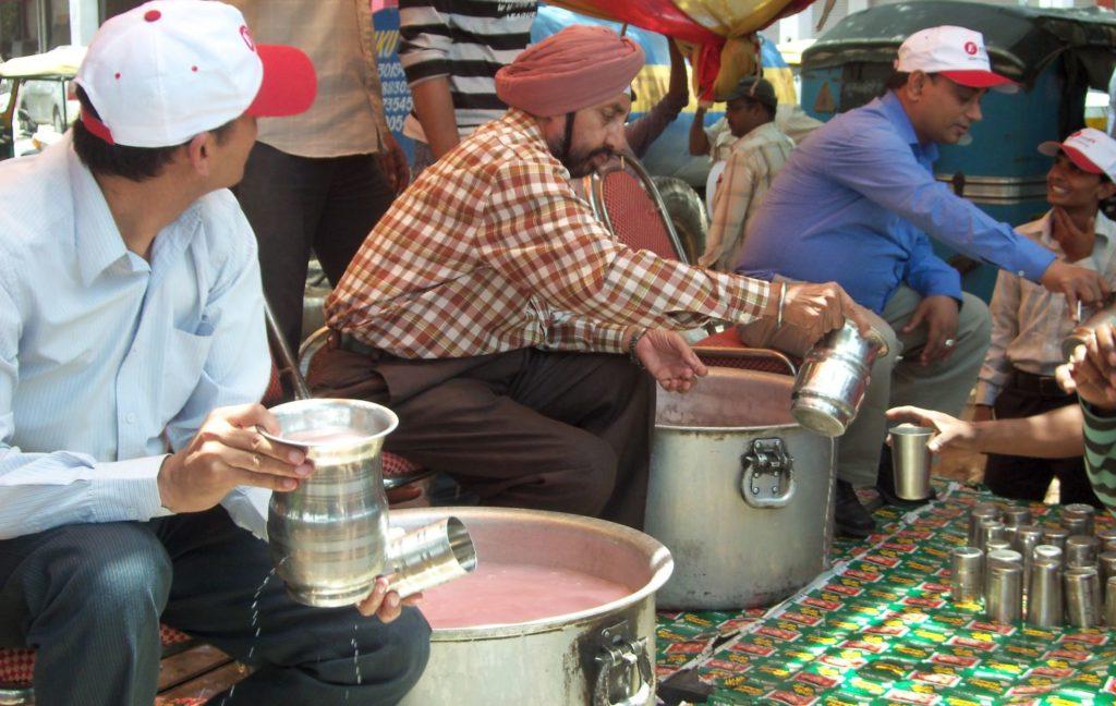 Sikhs-And-Hindu-Serve-Shabeel-In-Peak-Summers