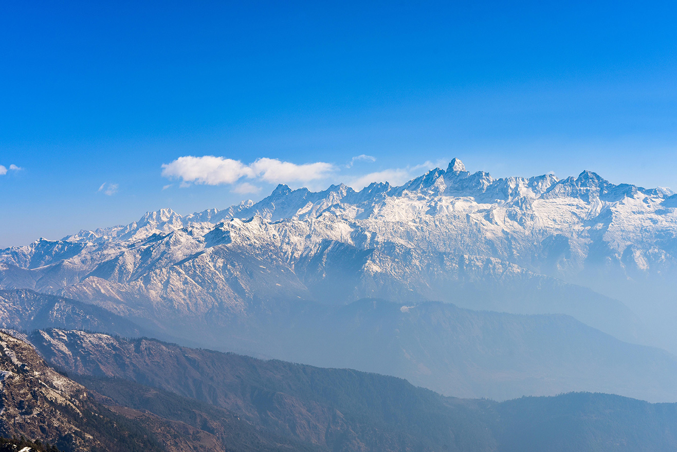 mountains seen from kalinchowk